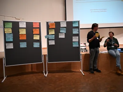Unter Regie von Johannes Schäffer und Louise Tharand wird das SODa Barcamp Programm in einem Pitch- und Select-Prozess entwickelt.